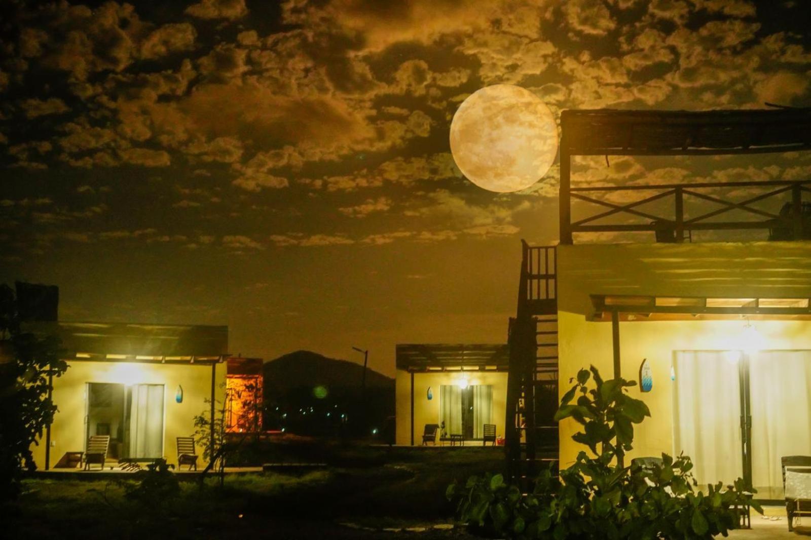 Tres Velas Surf Celestino Gazca Villasenor Exterior photo